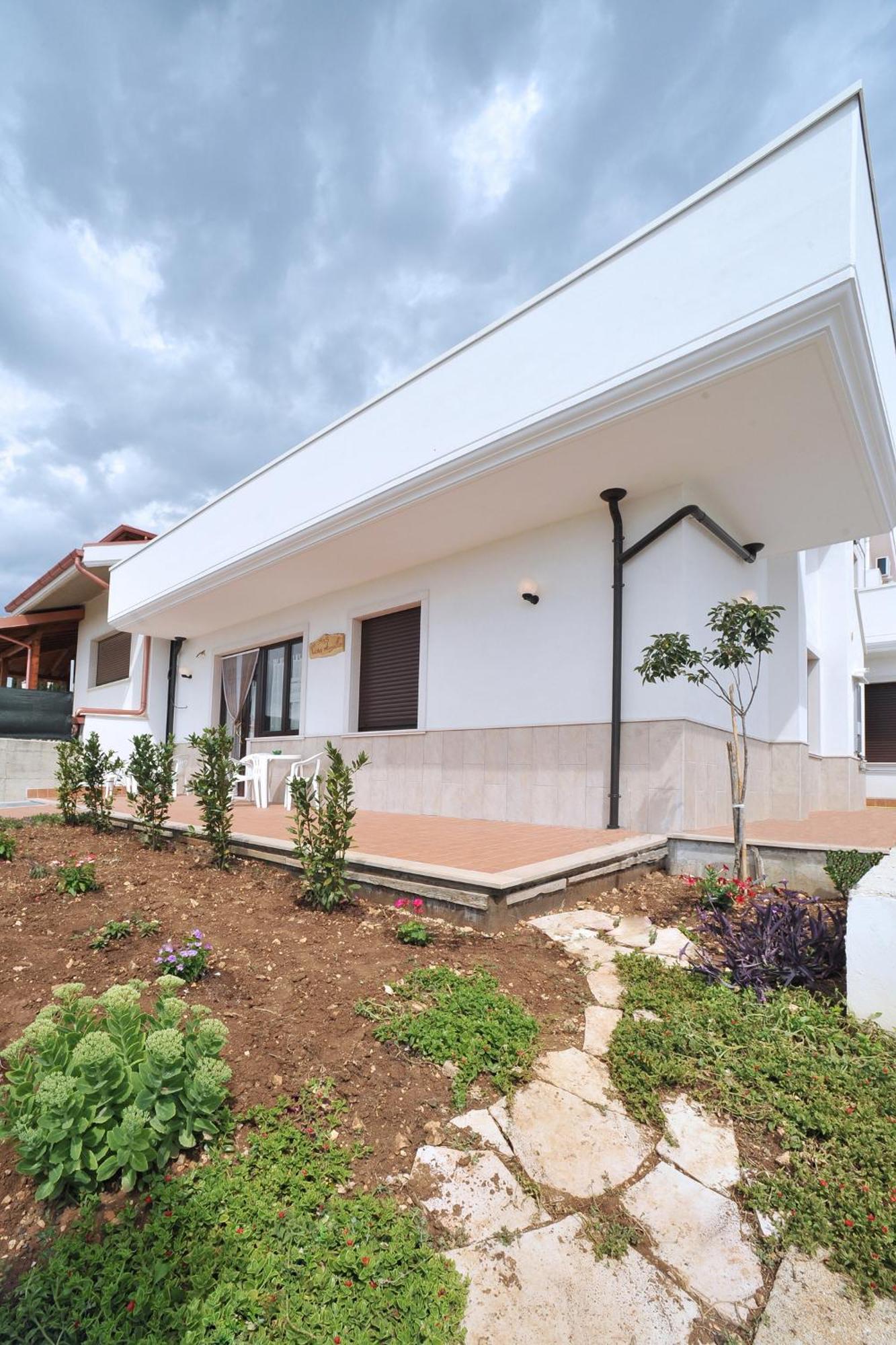 B&B Casa Augello Сан-Джованні-Ротондо Екстер'єр фото